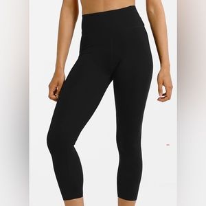 Nike One Lux Mid Rise Cropped Leggings Size L